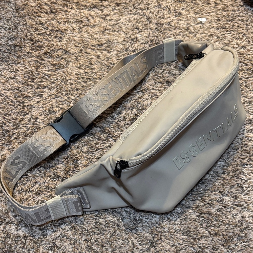 Essentials Beige Belt Bag